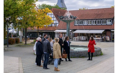 Ein Rundgang durch Bad Sassendorf zu den Orten der Salzgeschichte, wie dem Salzesel auf dem Sälzerplatz.